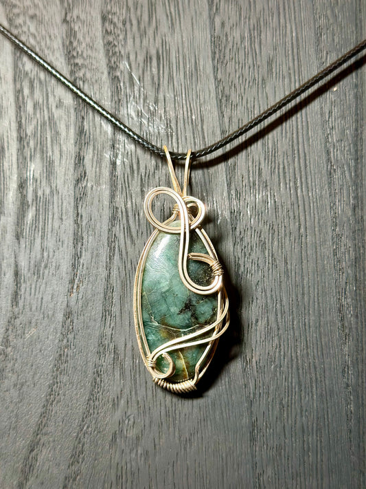 Labradorite Pendant