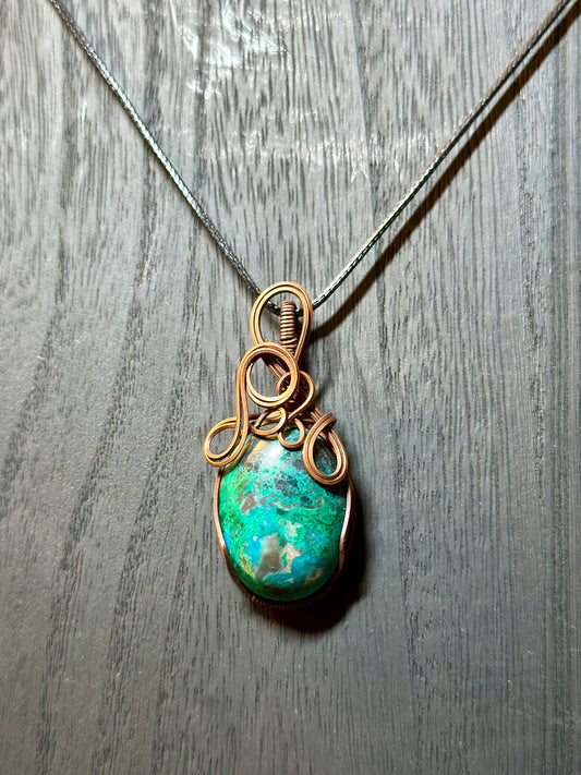 Quantum Quattro Pendant